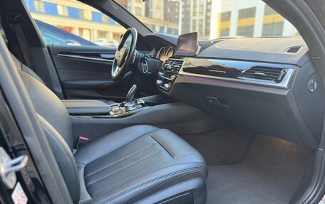 BMW 5 серия, 2019 год, 2 800 000 рублей, 21 фотография