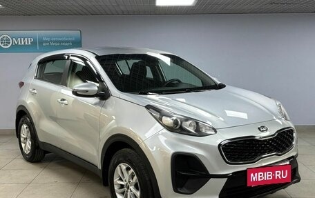 KIA Sportage IV рестайлинг, 2020 год, 1 785 000 рублей, 3 фотография