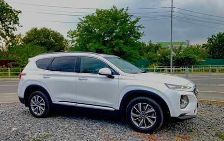 Hyundai Santa Fe IV, 2019 год, 2 700 000 рублей, 3 фотография
