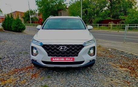 Hyundai Santa Fe IV, 2019 год, 2 700 000 рублей, 2 фотография