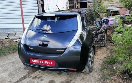 Nissan Leaf I, 2015 год, 1 350 000 рублей, 7 фотография