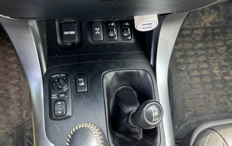 Toyota Land Cruiser Prado 120 рестайлинг, 2008 год, 1 750 000 рублей, 25 фотография