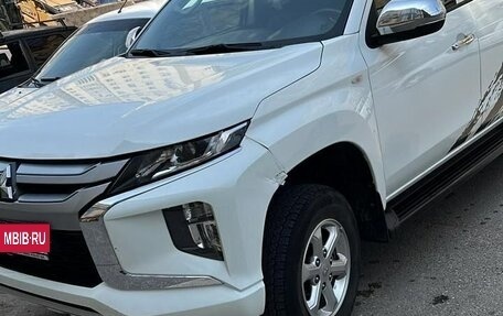 Mitsubishi L200 IV рестайлинг, 2022 год, 3 250 000 рублей, 3 фотография