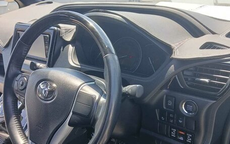 Toyota Esquire I, 2021 год, 2 500 000 рублей, 20 фотография