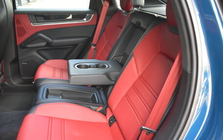 Porsche Cayenne III, 2023 год, 17 500 000 рублей, 12 фотография