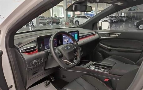 Ford Edge II рестайлинг, 2020 год, 1 930 000 рублей, 23 фотография
