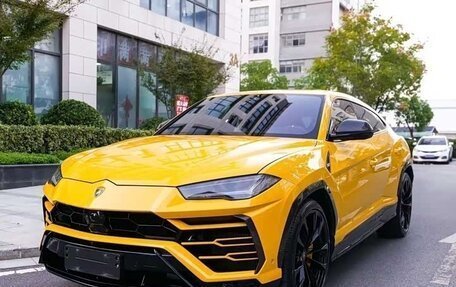 Lamborghini Urus I, 2021 год, 29 537 000 рублей, 3 фотография