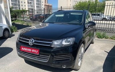 Volkswagen Touareg III, 2011 год, 2 050 000 рублей, 1 фотография