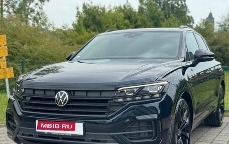 Volkswagen Touareg III, 2021 год, 5 200 000 рублей, 1 фотография