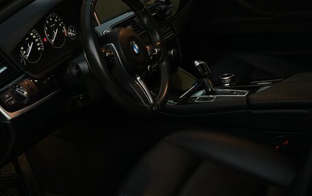 BMW 5 серия, 2014 год, 1 750 000 рублей, 13 фотография