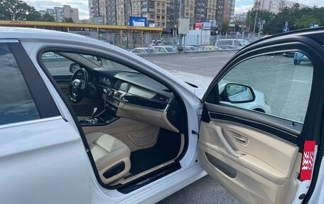 BMW 5 серия, 2015 год, 2 350 000 рублей, 6 фотография