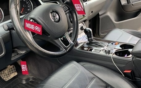 Volkswagen Touareg III, 2011 год, 2 050 000 рублей, 7 фотография