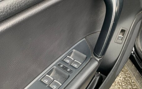 Volkswagen Touareg III, 2011 год, 2 050 000 рублей, 14 фотография