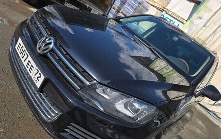 Volkswagen Touareg III, 2011 год, 2 050 000 рублей, 3 фотография