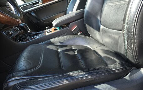 Volkswagen Touareg III, 2011 год, 2 050 000 рублей, 9 фотография
