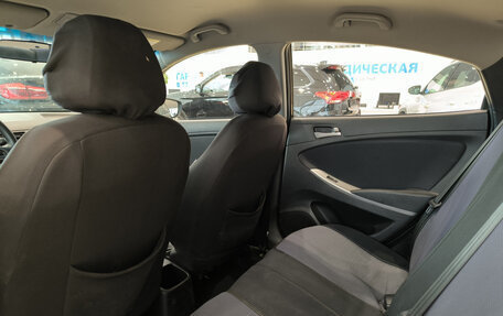 Hyundai Solaris II рестайлинг, 2015 год, 799 000 рублей, 16 фотография
