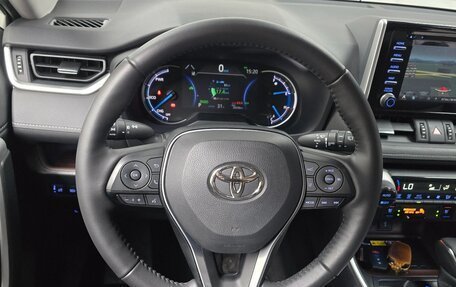 Toyota RAV4, 2022 год, 3 780 015 рублей, 4 фотография
