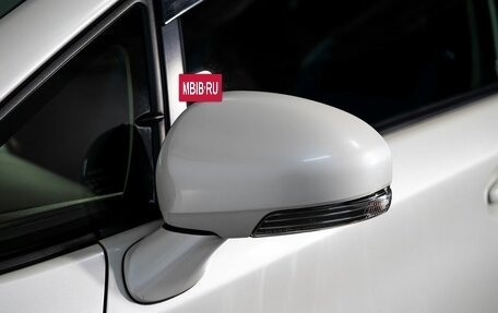 Toyota Wish II, 2012 год, 1 450 000 рублей, 18 фотография