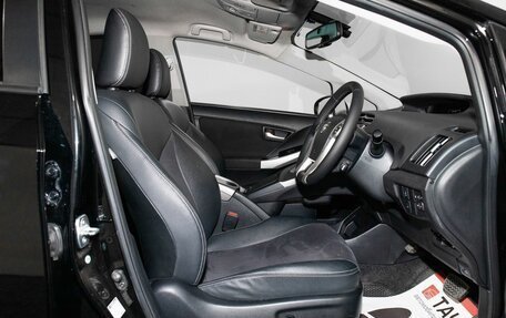 Toyota Prius, 2014 год, 1 249 000 рублей, 5 фотография