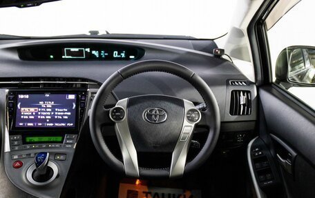 Toyota Prius, 2014 год, 1 249 000 рублей, 9 фотография