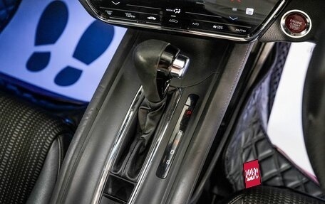 Honda Vezel, 2015 год, 1 500 000 рублей, 12 фотография