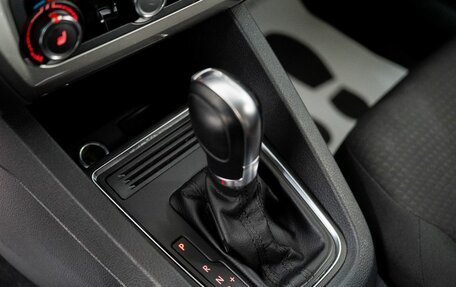 Volkswagen Jetta VI, 2018 год, 1 300 000 рублей, 11 фотография