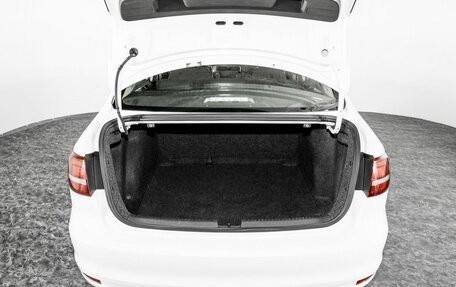 Volkswagen Jetta VI, 2018 год, 1 300 000 рублей, 16 фотография