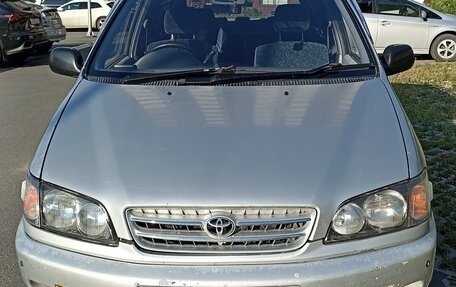Toyota Ipsum II, 1996 год, 410 000 рублей, 1 фотография