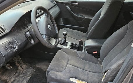 Volkswagen Passat B6, 2006 год, 210 000 рублей, 6 фотография