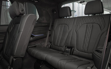 BMW X7, 2024 год, 17 800 000 рублей, 15 фотография