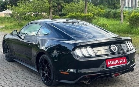 Ford Mustang VI рестайлинг, 2020 год, 2 540 000 рублей, 4 фотография
