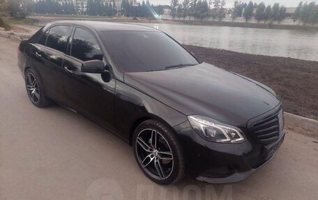 Mercedes-Benz E-Класс, 2013 год, 2 100 000 рублей, 2 фотография