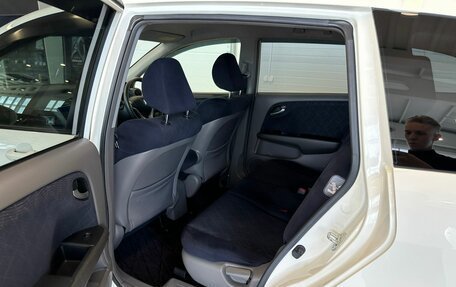 Honda Stream II, 2010 год, 1 399 999 рублей, 17 фотография