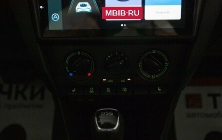 Skoda Rapid I, 2015 год, 999 000 рублей, 12 фотография