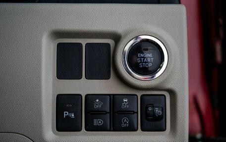 Toyota Passo III, 2019 год, 940 000 рублей, 14 фотография