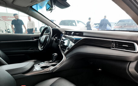 Toyota Camry, 2020 год, 2 940 000 рублей, 13 фотография