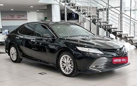 Toyota Camry, 2020 год, 2 940 000 рублей, 3 фотография
