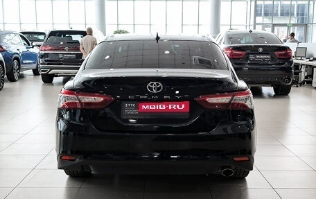 Toyota Camry, 2020 год, 2 940 000 рублей, 7 фотография