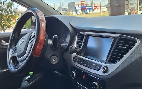 Hyundai Solaris II рестайлинг, 2018 год, 1 150 000 рублей, 6 фотография