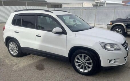 Volkswagen Tiguan I, 2010 год, 869 000 рублей, 4 фотография