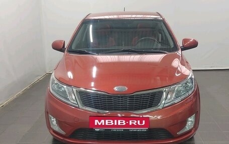 KIA Rio III рестайлинг, 2013 год, 890 000 рублей, 2 фотография