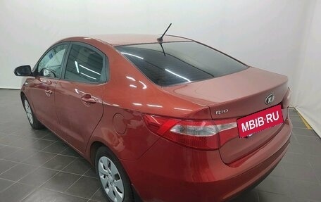 KIA Rio III рестайлинг, 2013 год, 890 000 рублей, 7 фотография