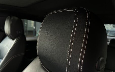 Jaguar XE I рестайлинг, 2022 год, 2 800 000 рублей, 15 фотография