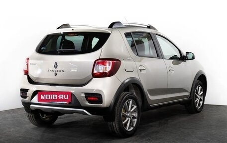 Renault Sandero II рестайлинг, 2015 год, 790 000 рублей, 3 фотография