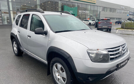 Renault Duster I рестайлинг, 2012 год, 665 000 рублей, 3 фотография