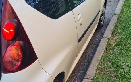 Peugeot 107 I рестайлинг, 2014 год, 700 000 рублей, 6 фотография