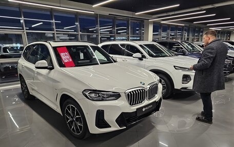BMW X3, 2022 год, 6 799 999 рублей, 2 фотография