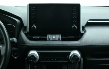 Toyota RAV4, 2020 год, 3 990 000 рублей, 18 фотография
