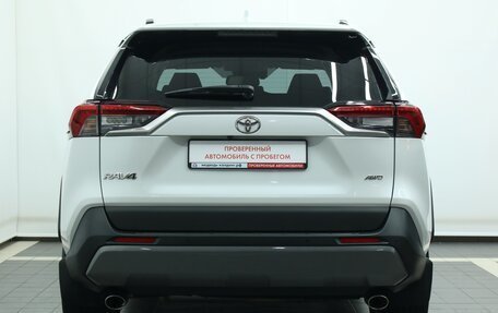 Toyota RAV4, 2020 год, 3 990 000 рублей, 13 фотография