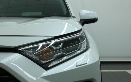 Toyota RAV4, 2020 год, 3 990 000 рублей, 19 фотография